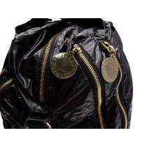 Stella McCartney  Wallace Nera