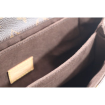 Louis Vuitton Metis Monogram