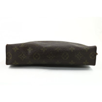 Louis Vuitton Pochette Monogram