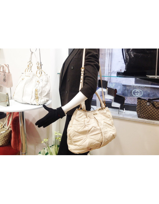 Miu Miu Cuir Poudré