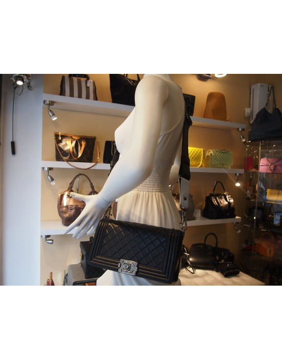 샤넬 르 보이 MM