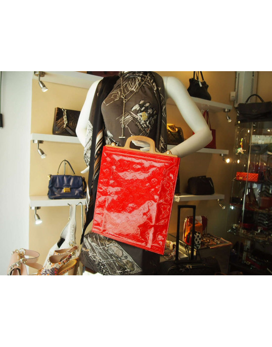 Louis Vuitton Sac Plat Vernis Rot