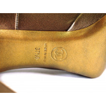 Chanel DecolletÃ© Dorate