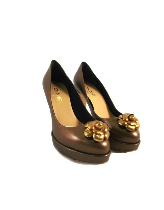 Chanel DecolletÃ© Dorate